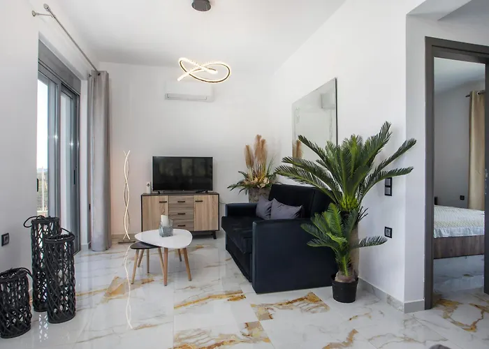 Marina's Private Pool Adults Only Вилла *